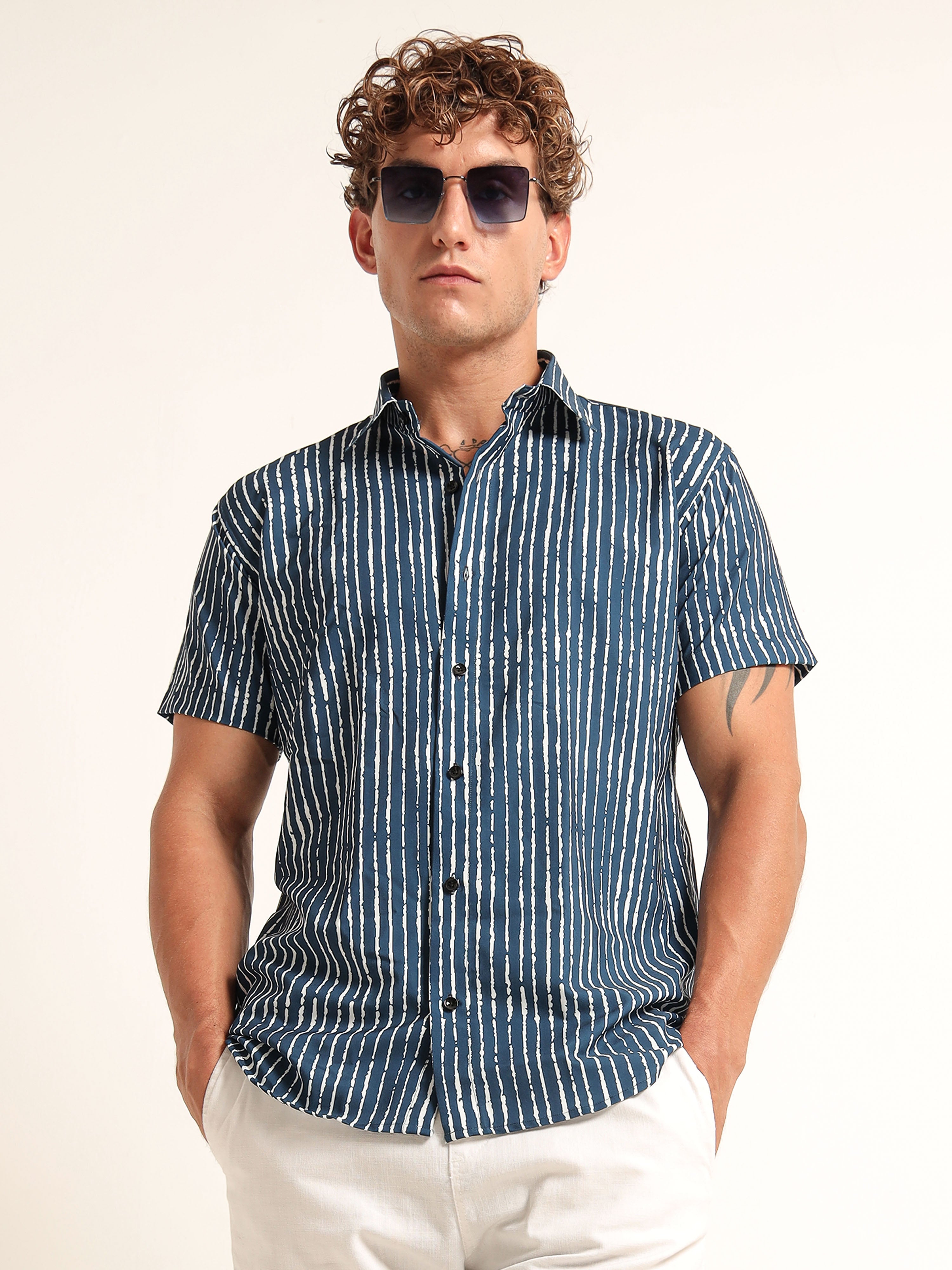 Men's Navy Blue and White Textured Stripe Short Sleeve Shirt