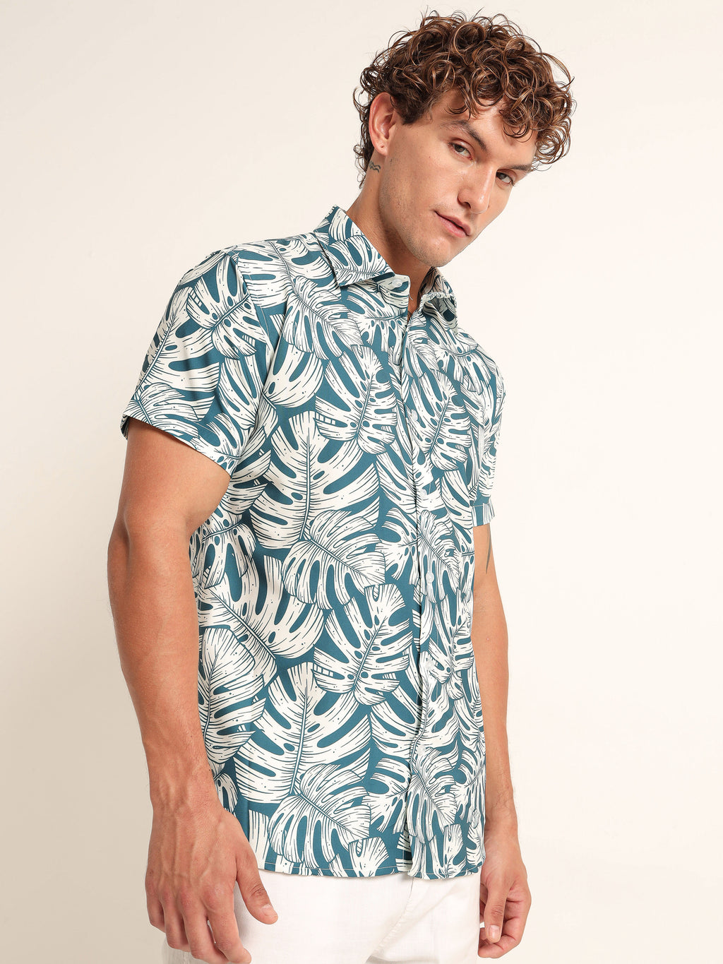 Men's Blue and White Monstera Leaf Printed Short Sleeve Shirt