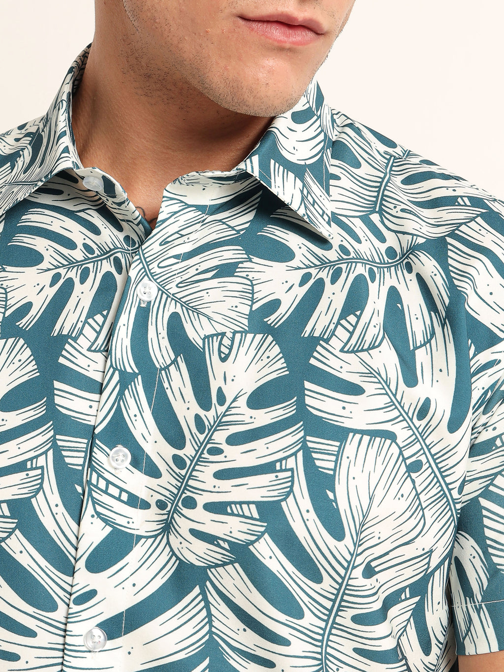 Men's Blue and White Monstera Leaf Printed Short Sleeve Shirt