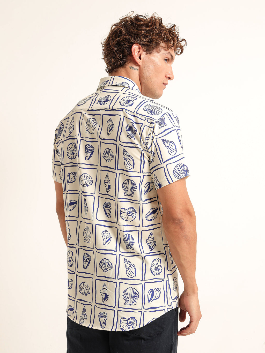 Men's Off-White and Navy Seashell Grid Printed Short Sleeve Shirt