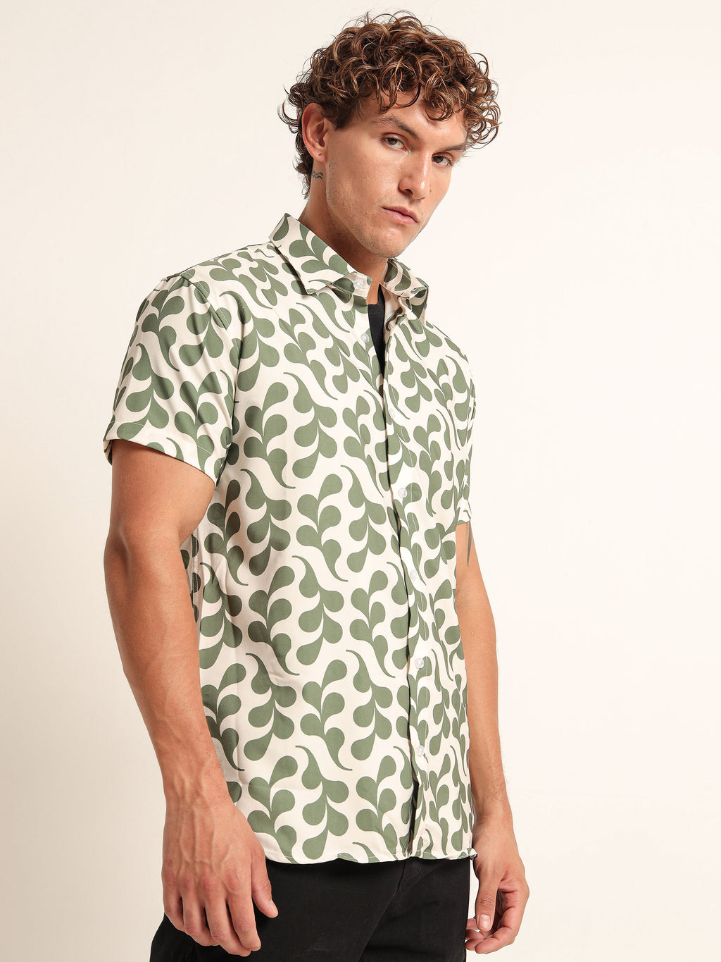 Men's Cream and Green Retro Vine Print Short Sleeve Shirt