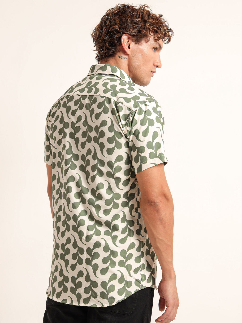 Men's Cream and Green Retro Vine Print Short Sleeve Shirt