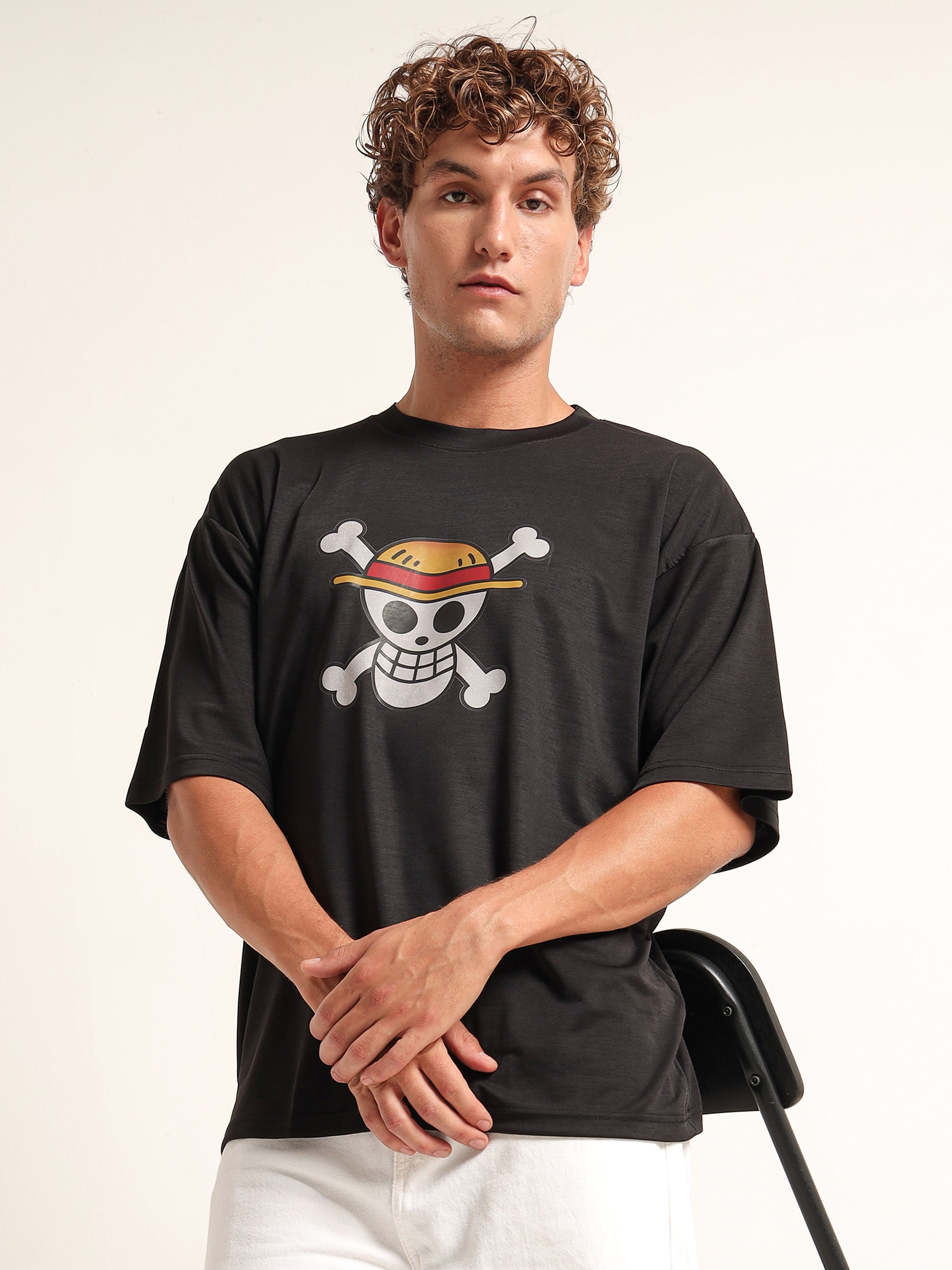 Men's Black One Piece Straw Hat Jolly Roger Oversized T-Shirt