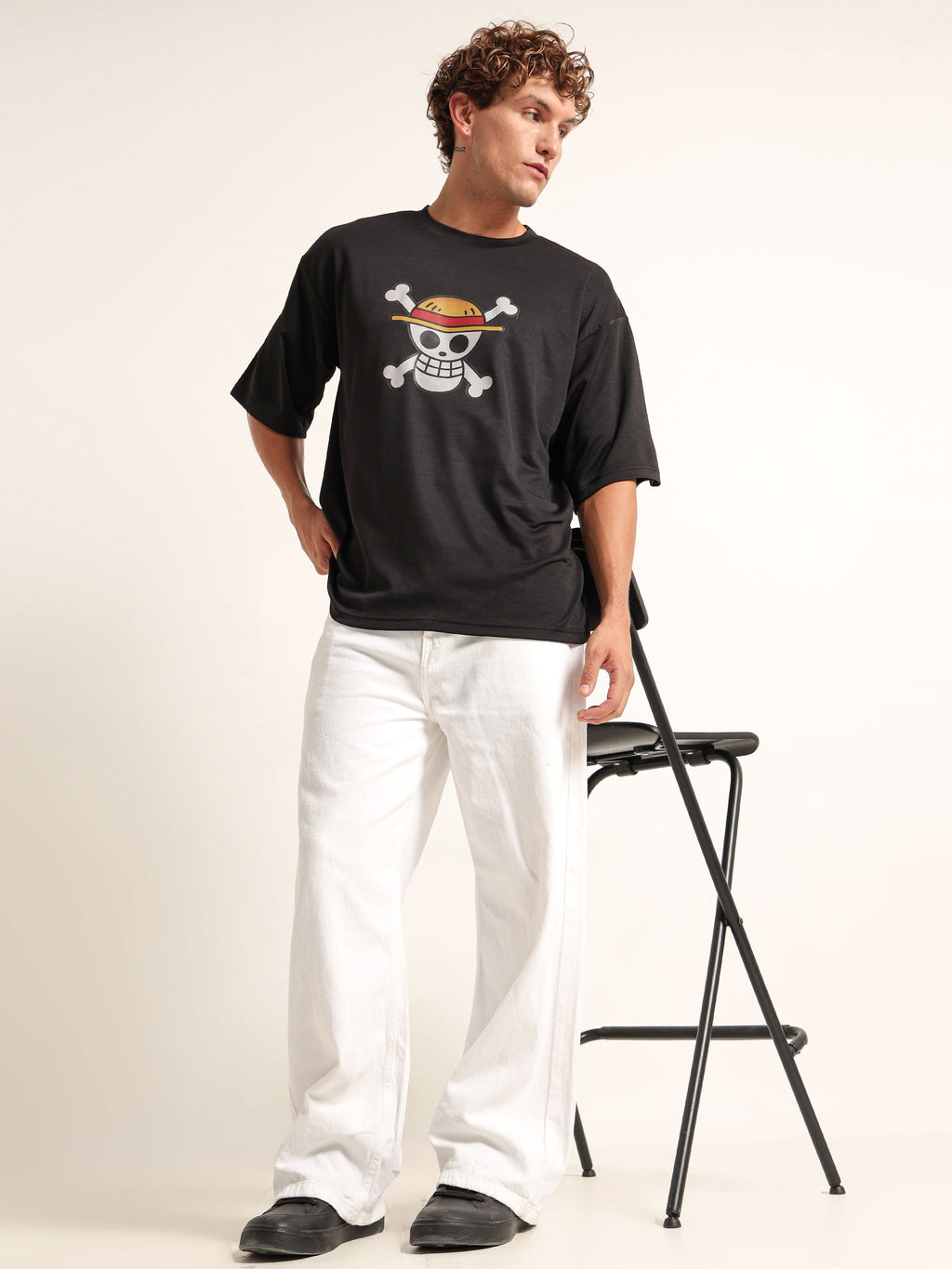 Men's Black One Piece Straw Hat Jolly Roger Oversized T-Shirt