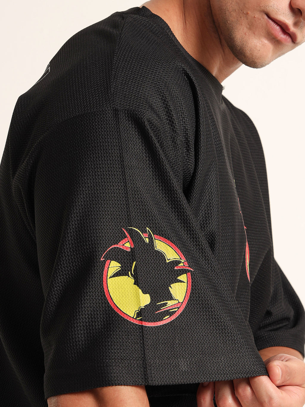 Men Printed Drop-Shoulder Sleeves Applique Oversized T-shirt