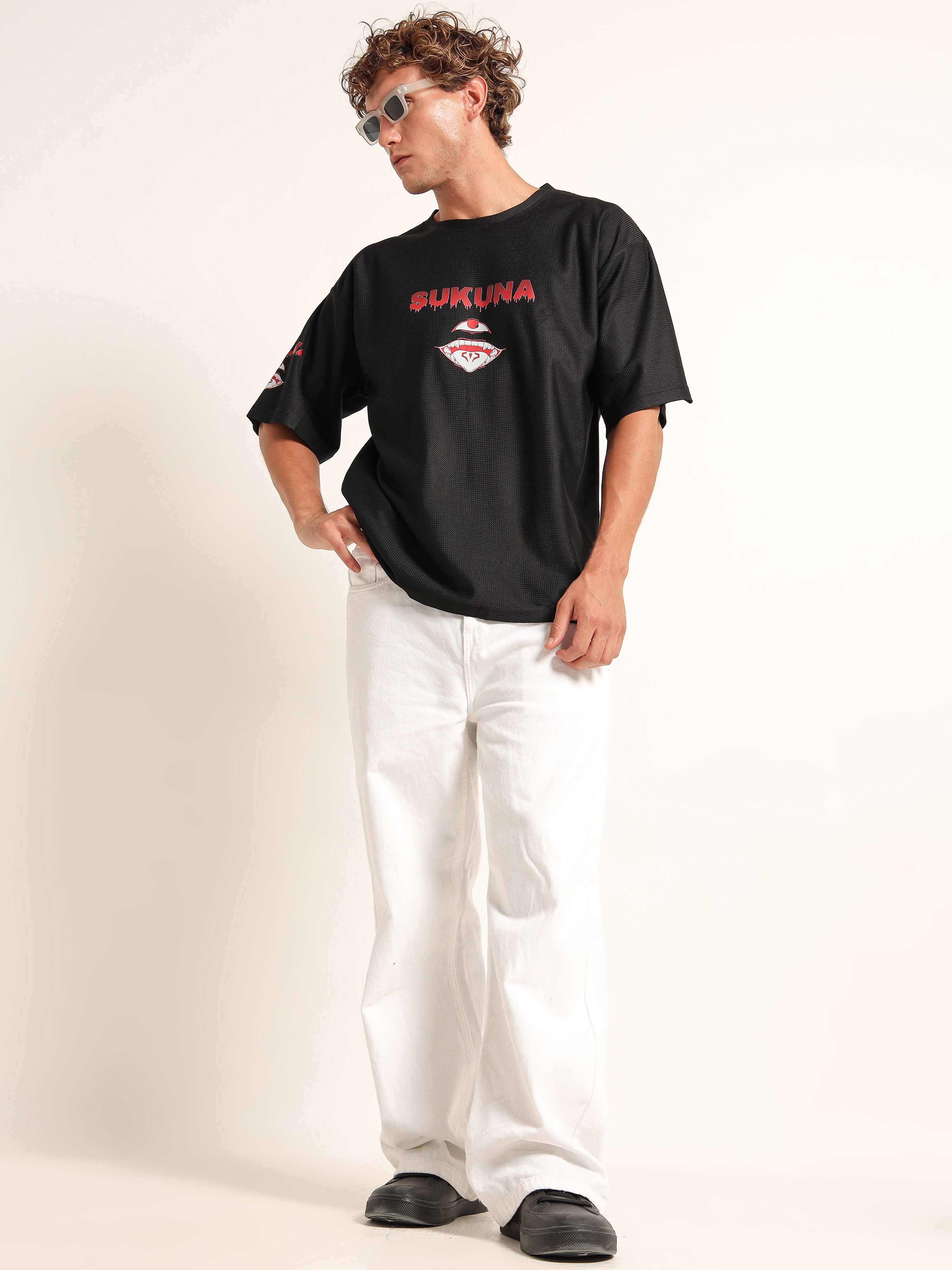 Men Printed Drop-Shoulder Sleeves Applique T-shirt