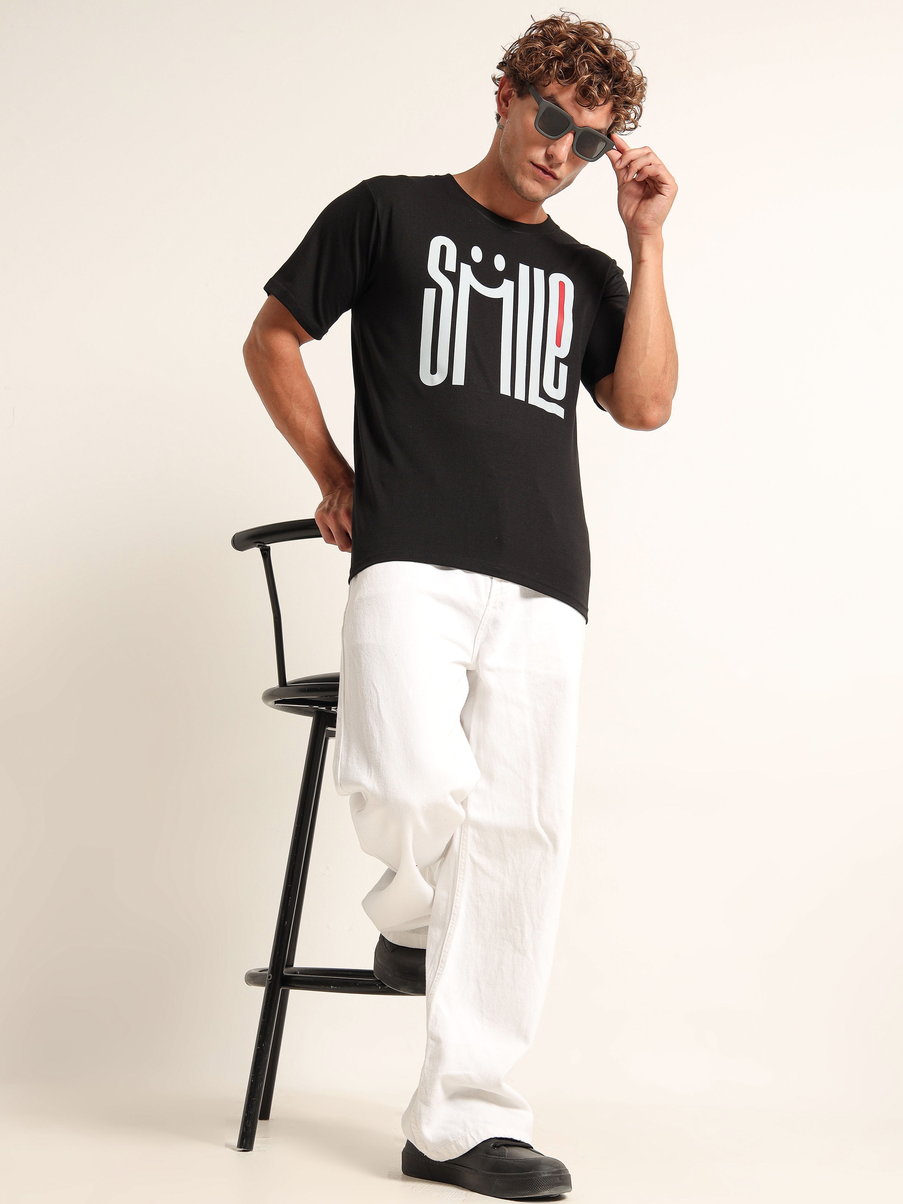 Men's Black and White Smile Graphic T-Shirt