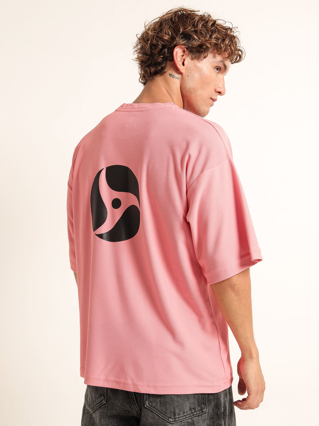 Men Printed Drop-Shoulder Sleeves Applique Peach T-shirt