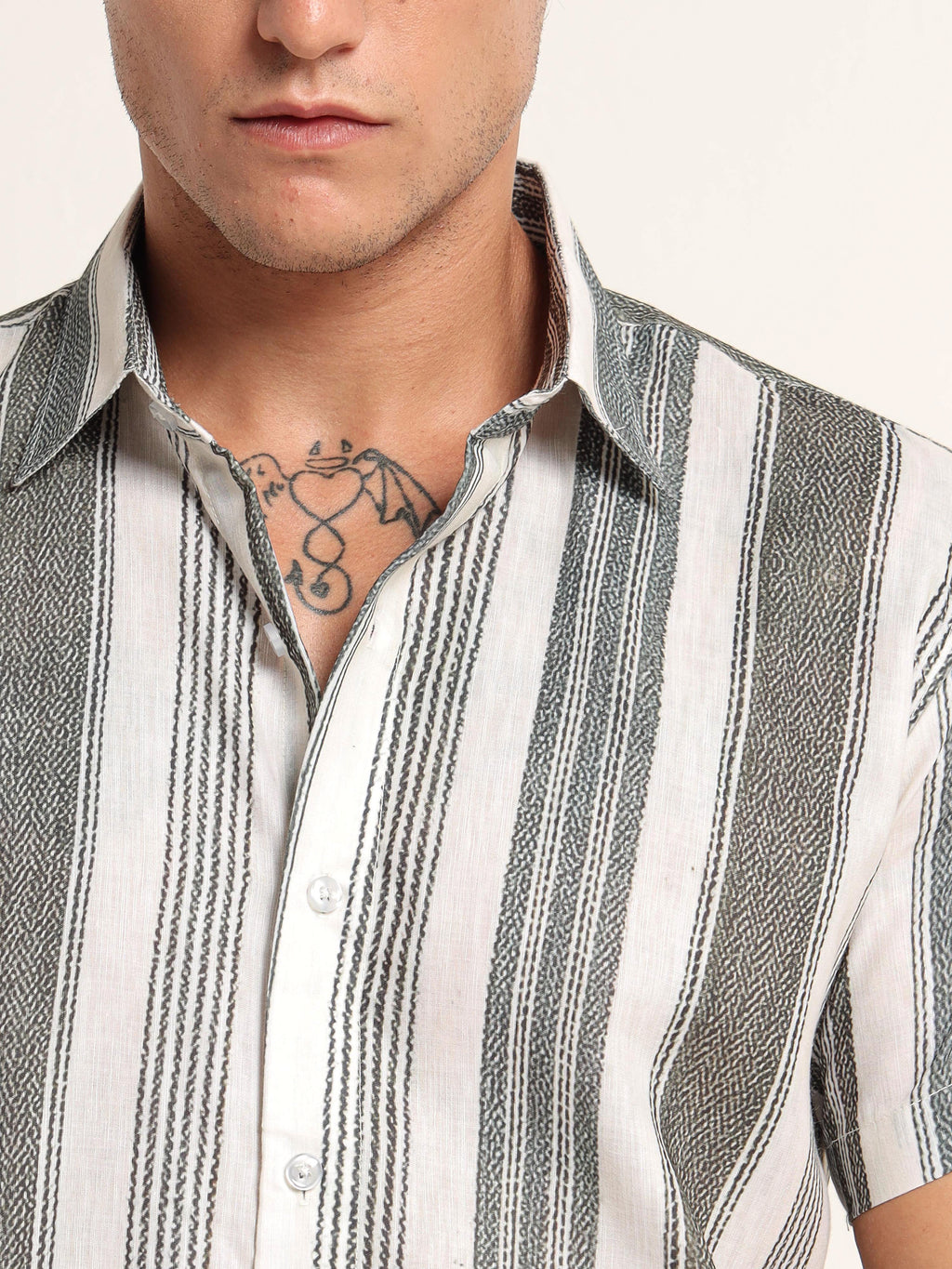 Men's White and Grey Stripe Short Sleeve Shirt