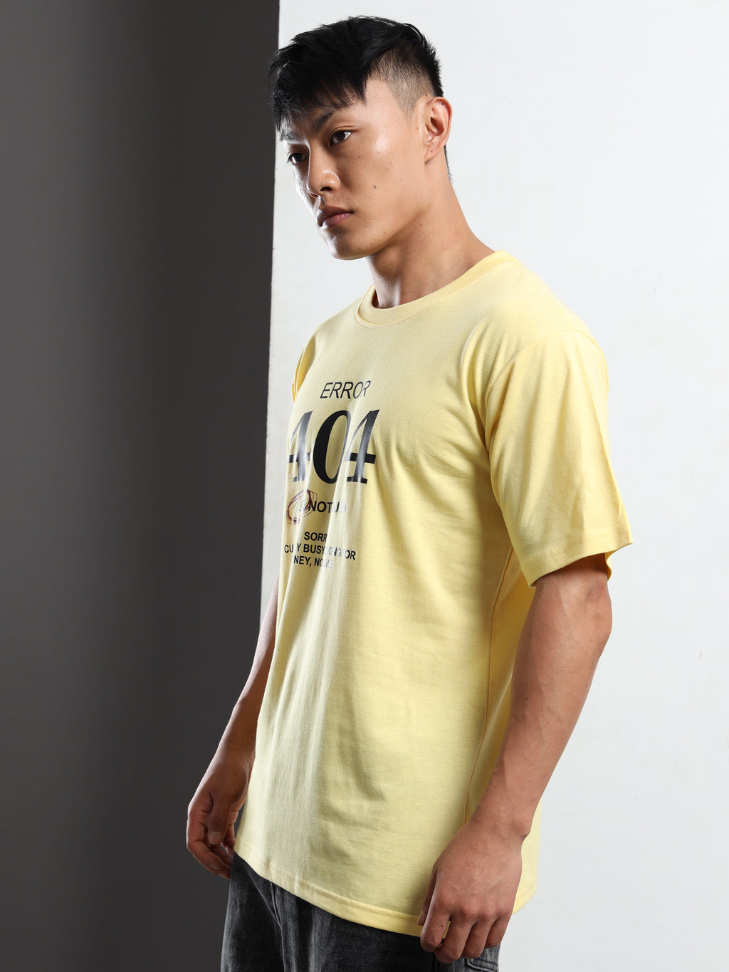 Men's Light Yellow Error 404 Graphic T-Shirt