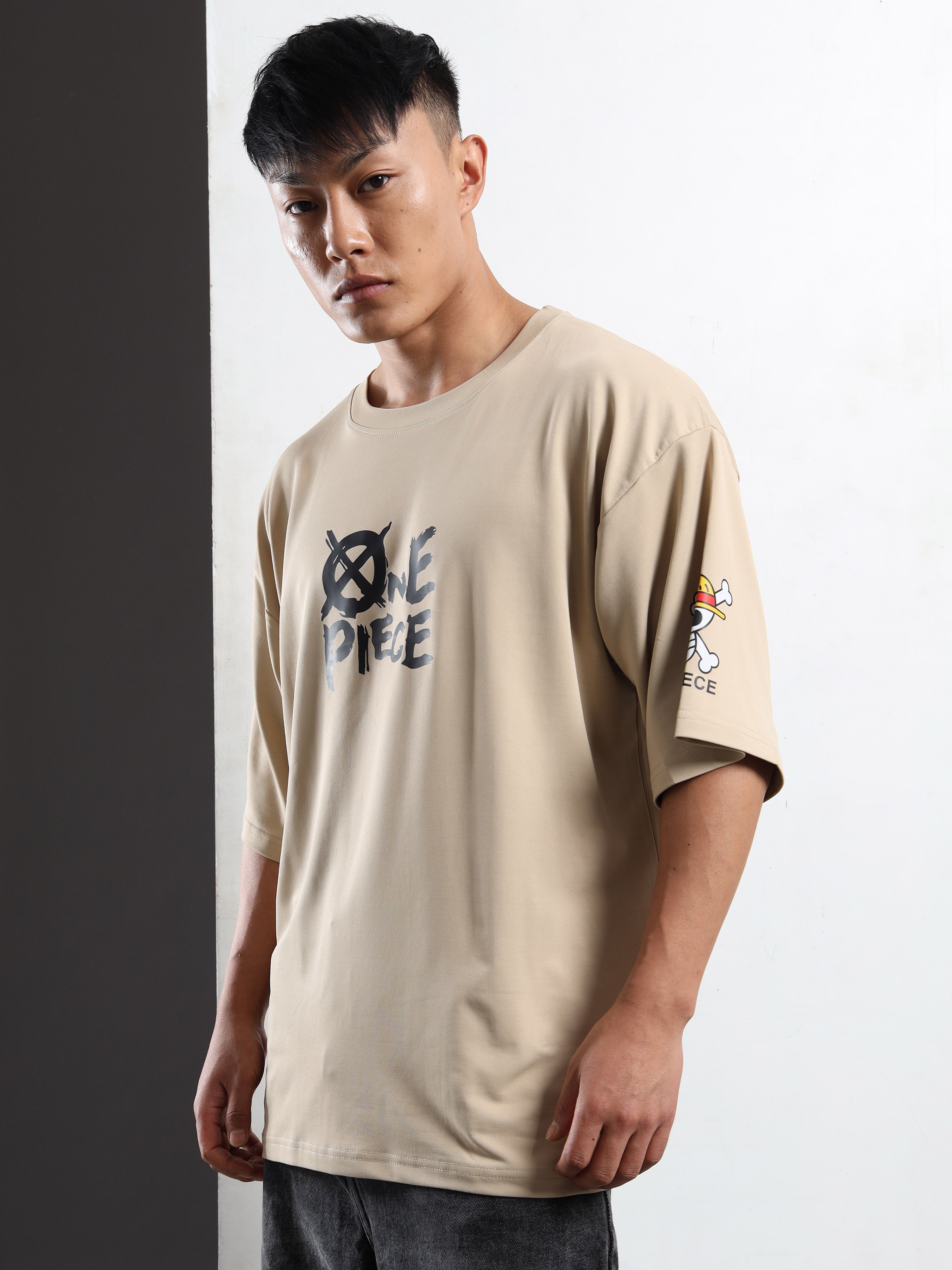 Men's Beige One Piece Straw Hat Arm Oversized T-Shirt