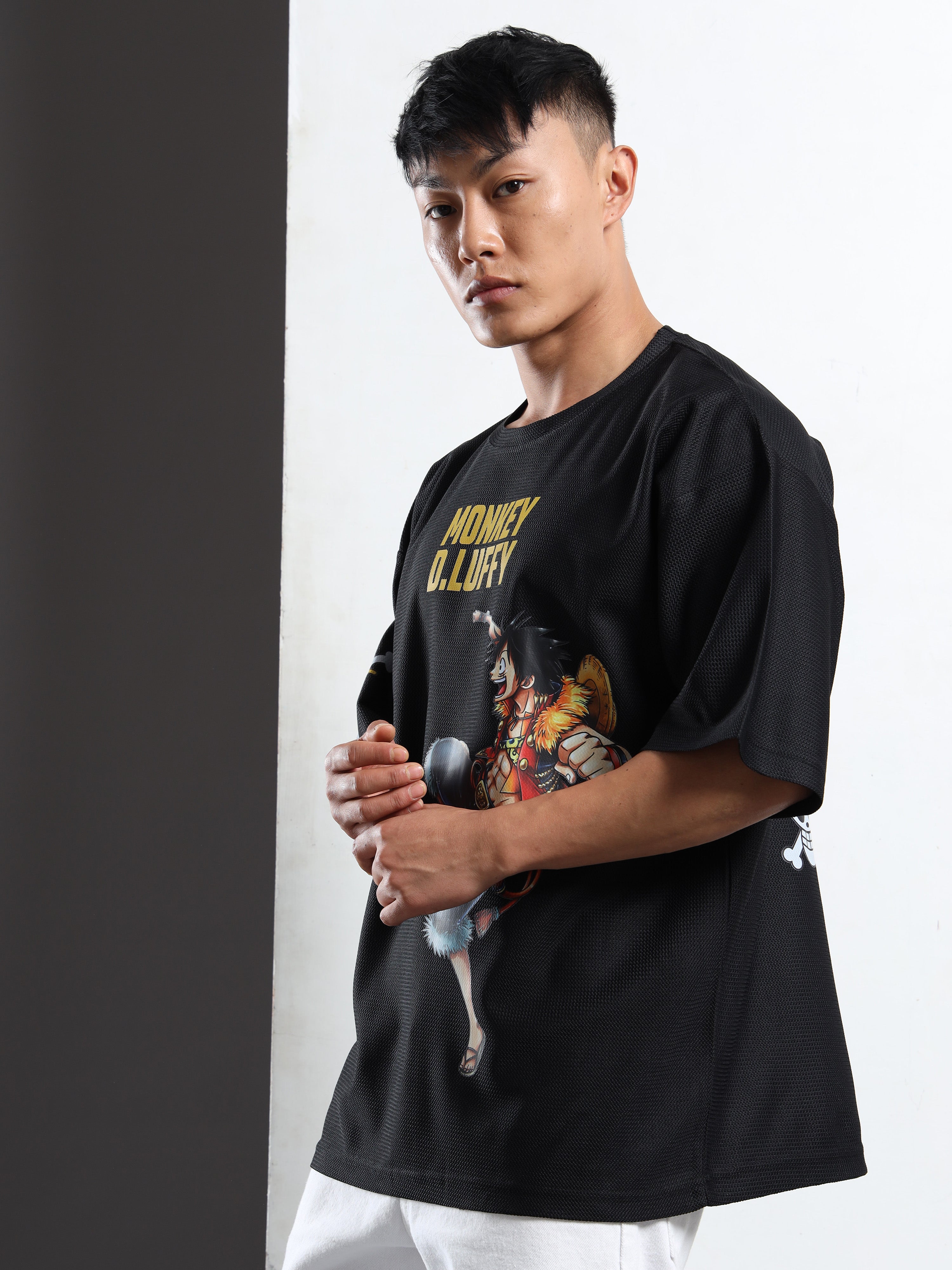 Men Printed Drop-Shoulder Sleeves Applique Oversized T-shirt