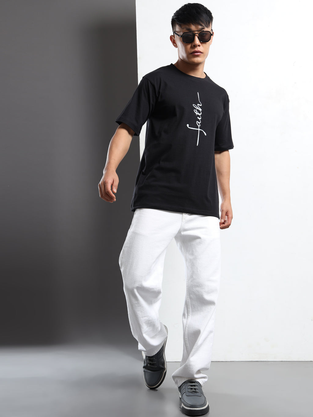 Men's Black and White Faith Script T-Shirt