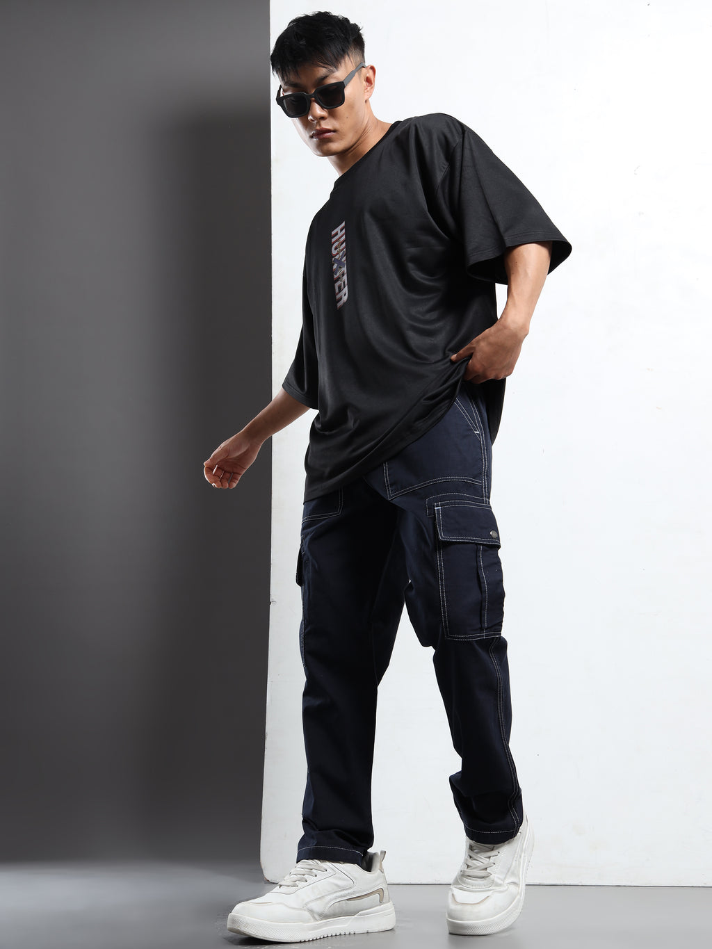 Men's Black Hunter x Hunter Oversized T-Shirt