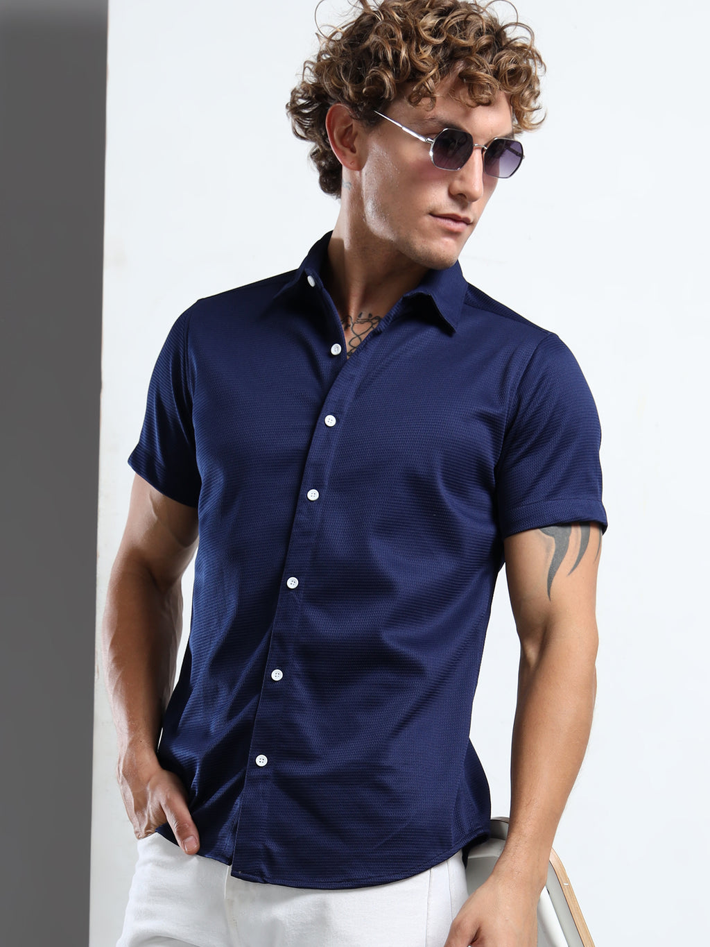 Men's Navy Blue Textured Short Sleeve Casual Shirt