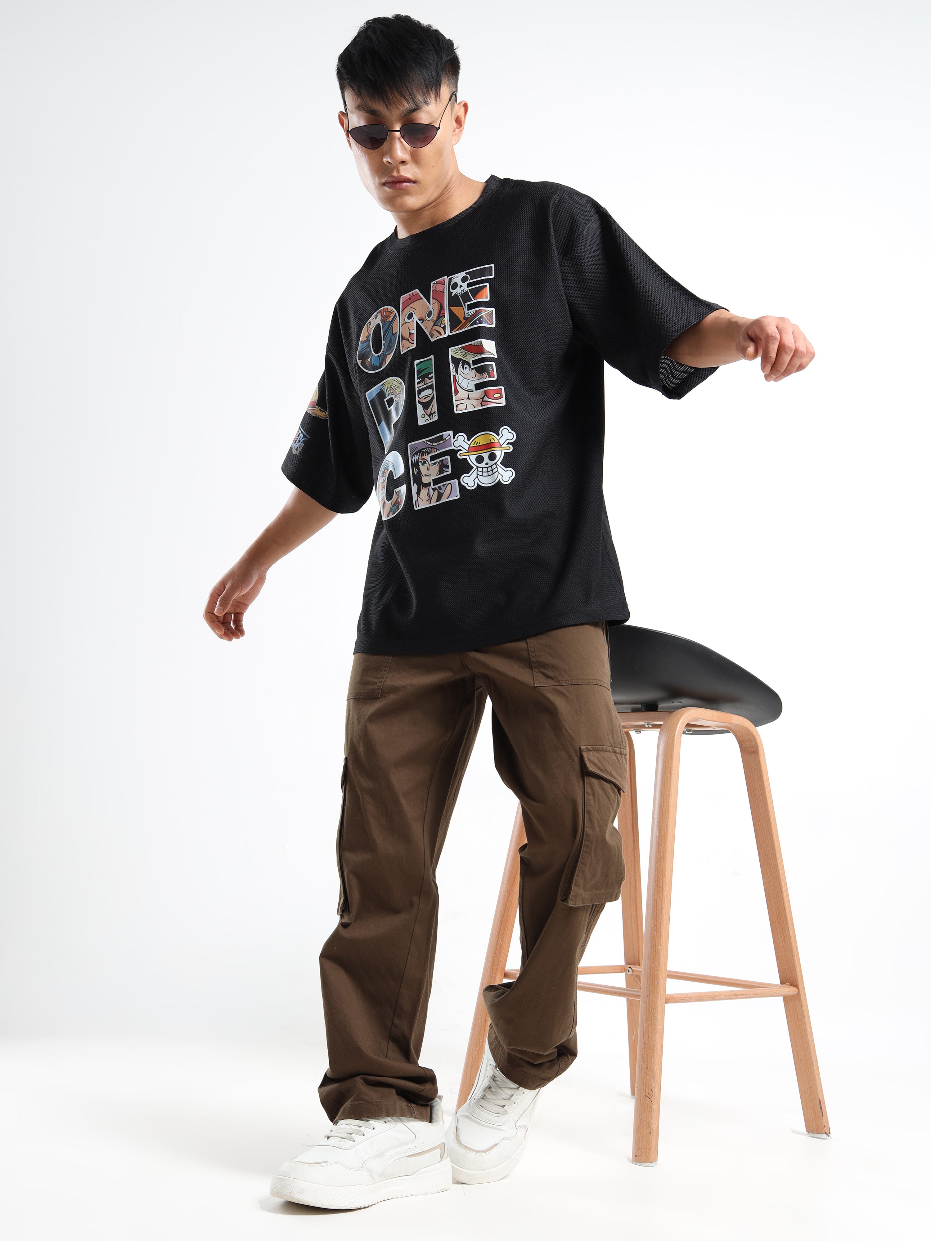 Men Graphic Printed Round Neck Oversized T-shirt