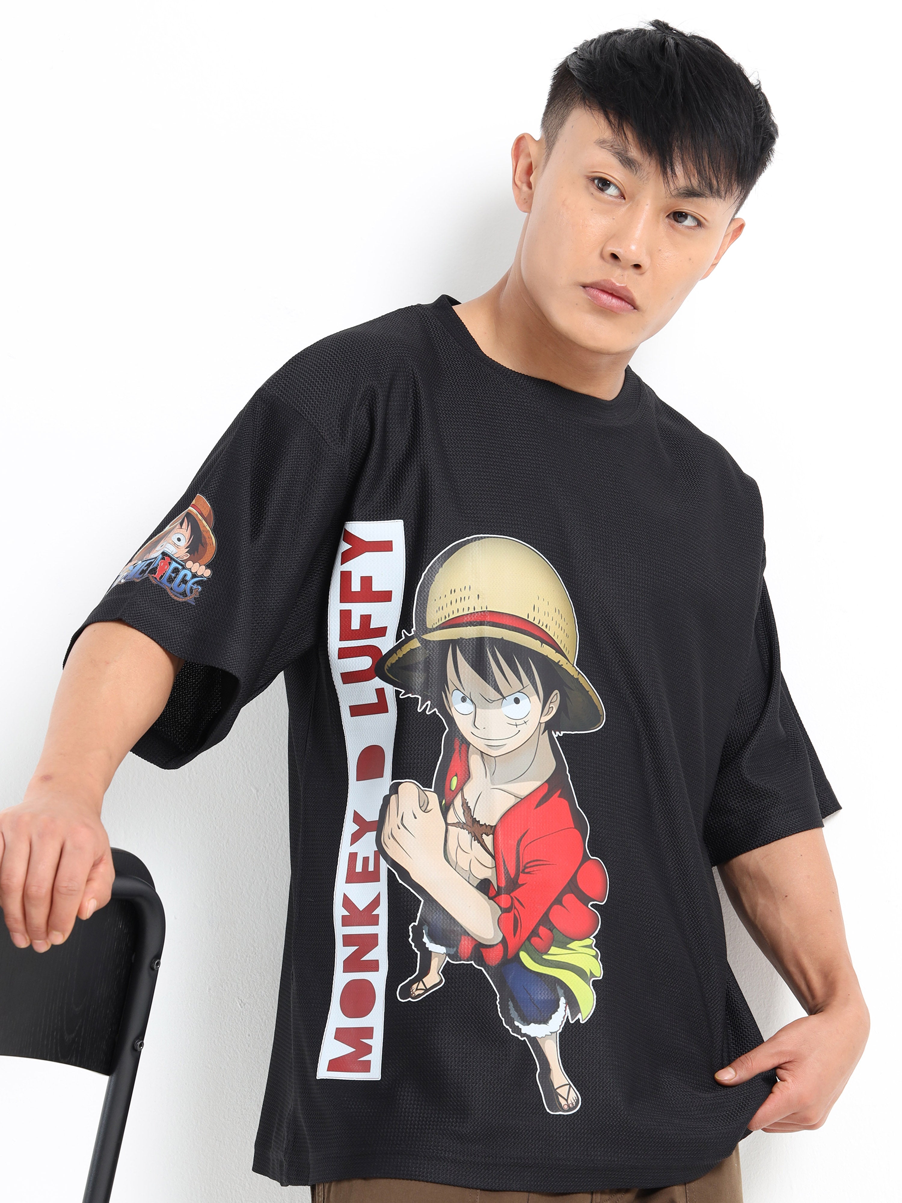 Men Printed Drop-Shoulder Sleeves Applique T-shirt