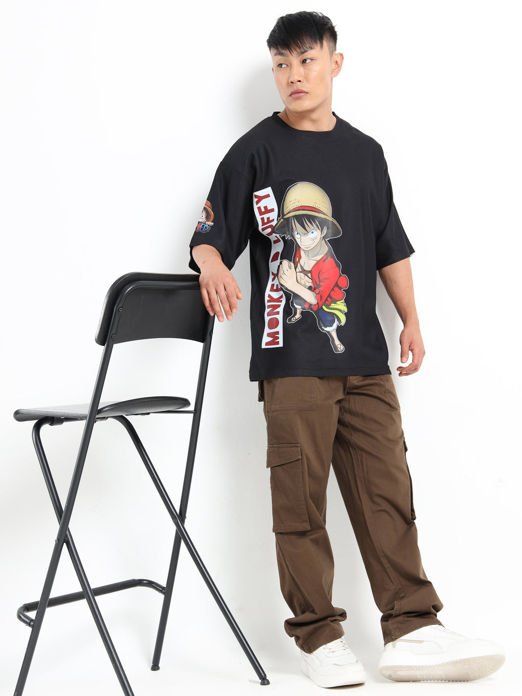 Men Printed Drop-Shoulder Sleeves Applique T-shirt