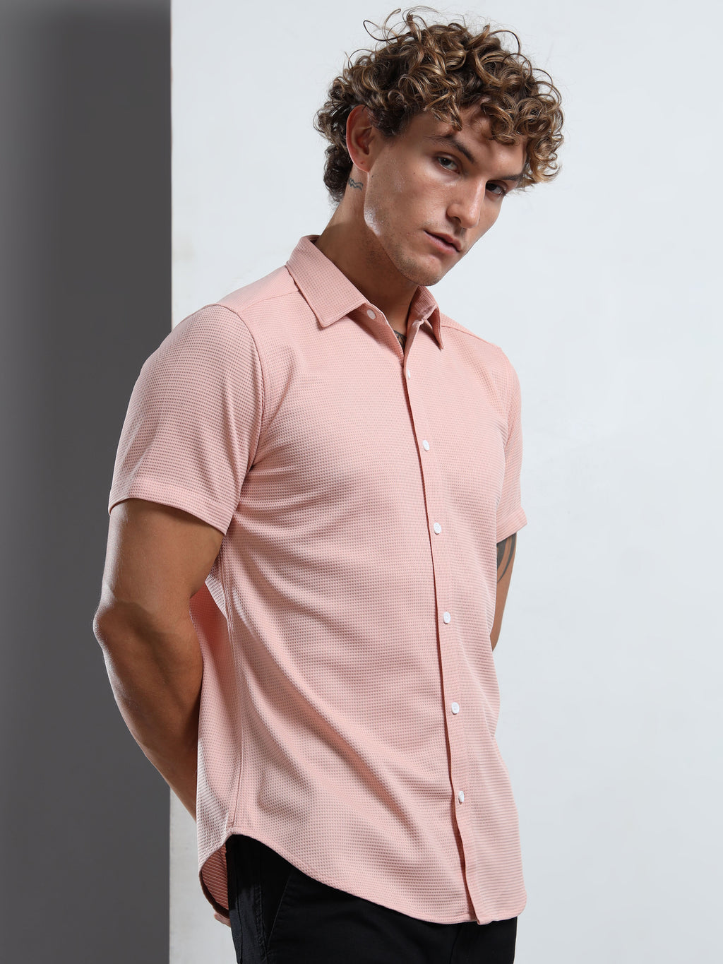 Men's Peach Textured Short Sleeve Casual Shirt