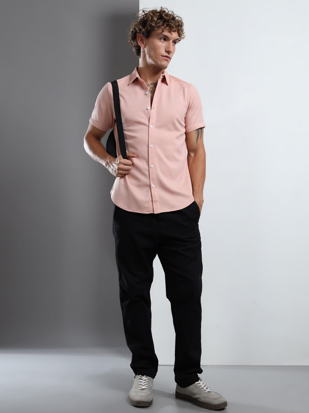 Men's Peach Textured Short Sleeve Casual Shirt