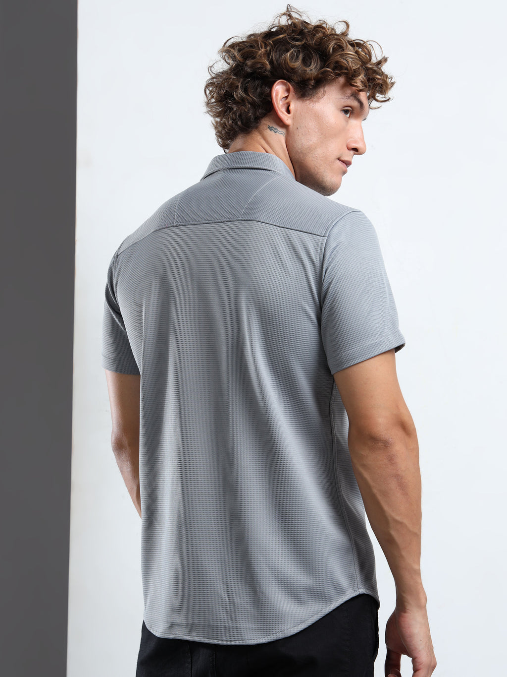 Men's Grey Textured Short Sleeve Casual Shirt