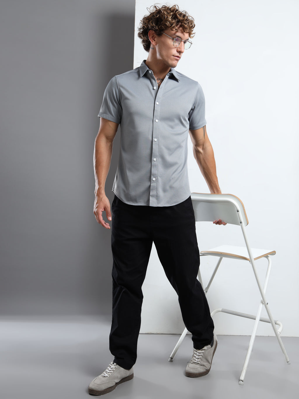 Men's Grey Textured Short Sleeve Casual Shirt