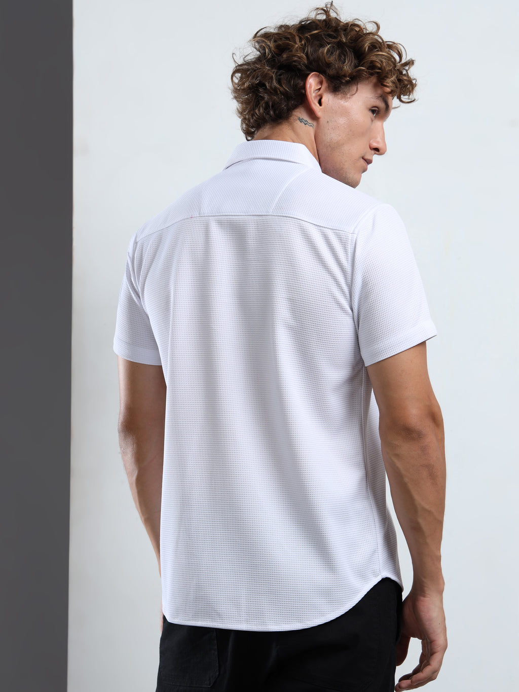 Men's White Textured Short Sleeve Casual Shirt