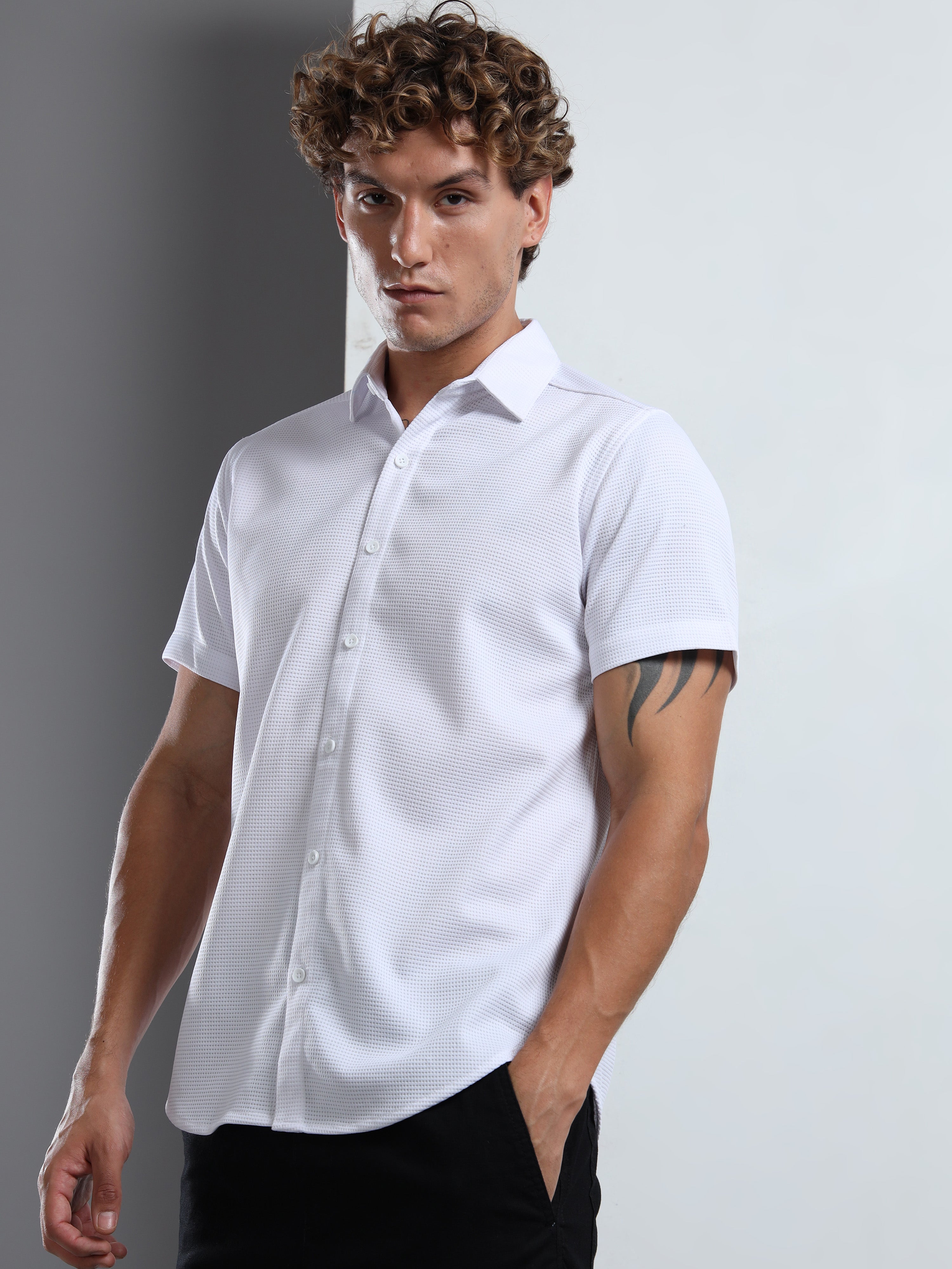 Men's White Textured Short Sleeve Casual Shirt