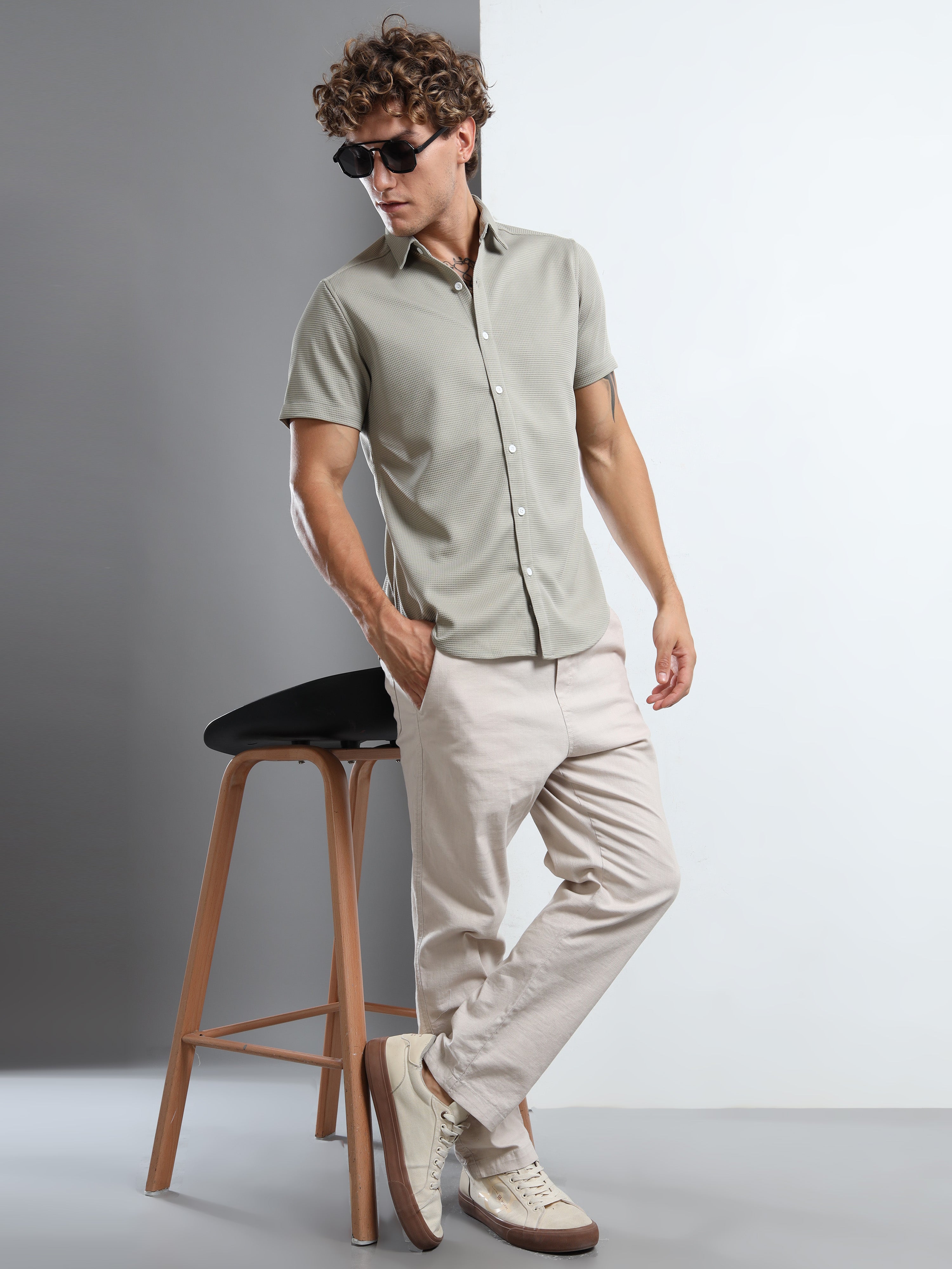 Men's Olive Green Textured Short Sleeve Casual Shirt