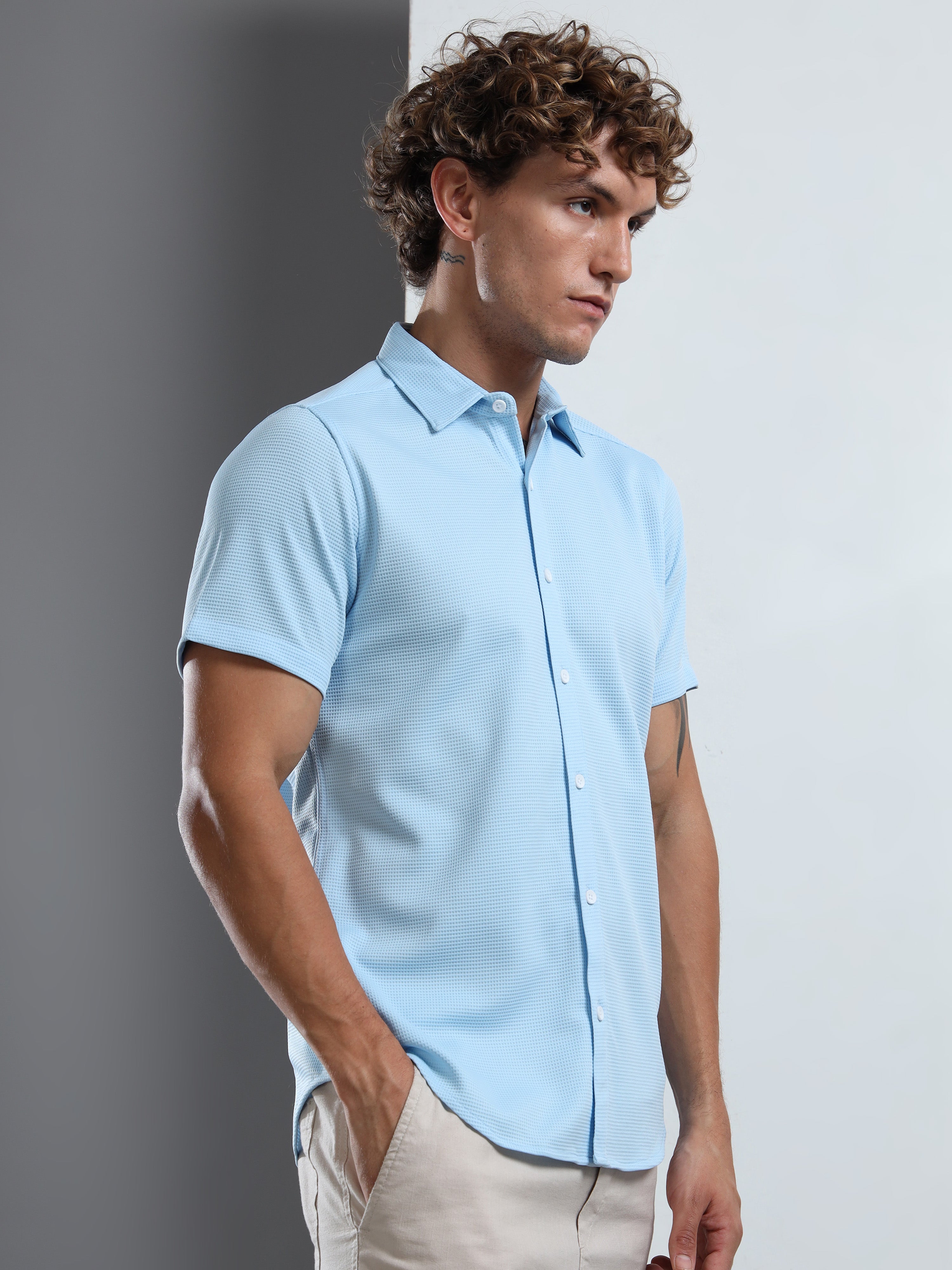 Men's Sky Blue Textured Short Sleeve Casual Shirt