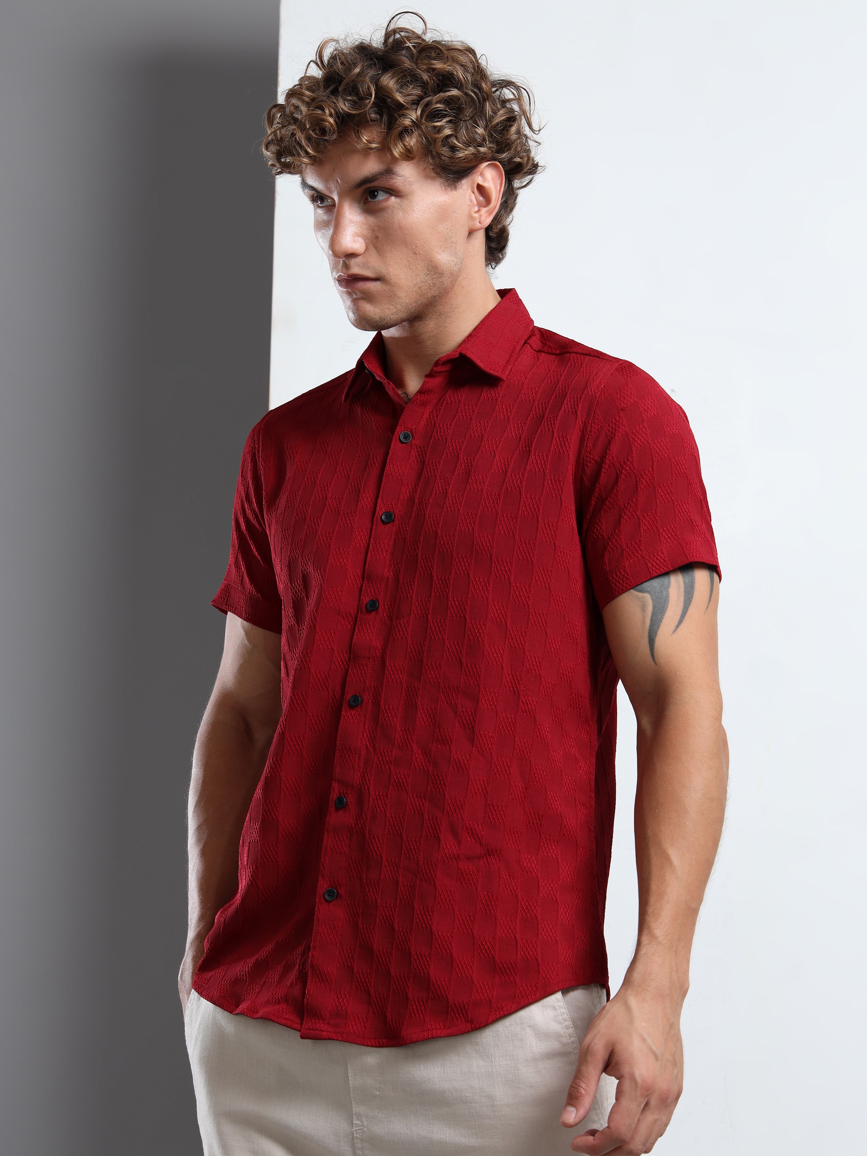 Men's Burgundy Patterned Textured Short Sleeve Casual Shirt
