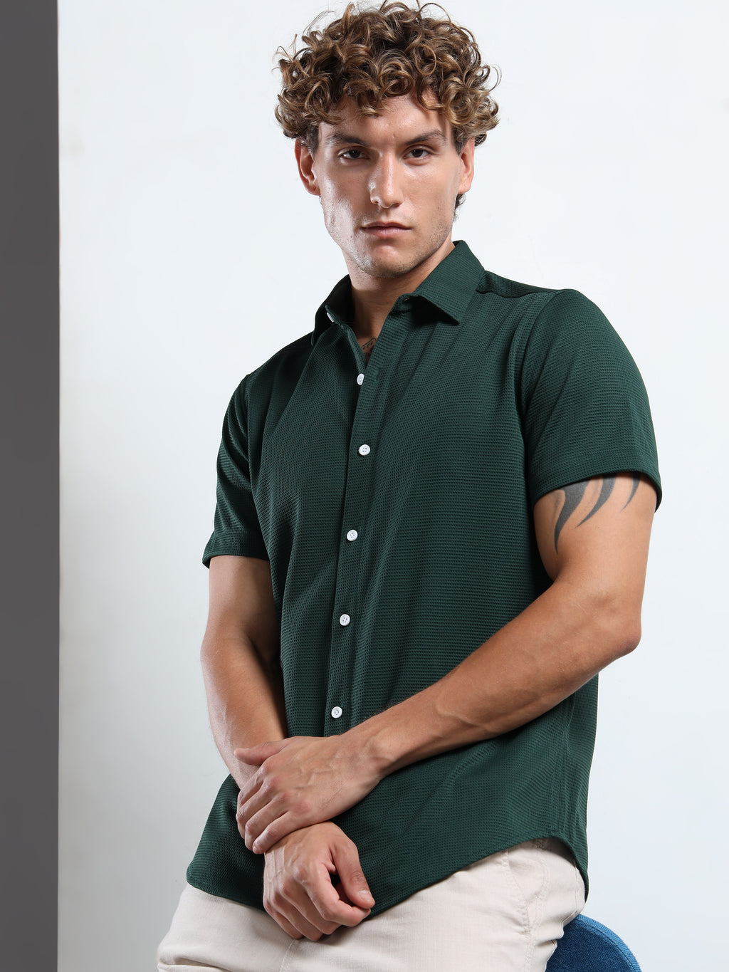 Men's Green Textured Short Sleeve Casual Shirt