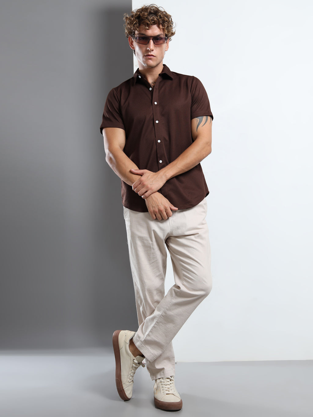 Men's Coffee Textured Short Sleeve Casual Shirt