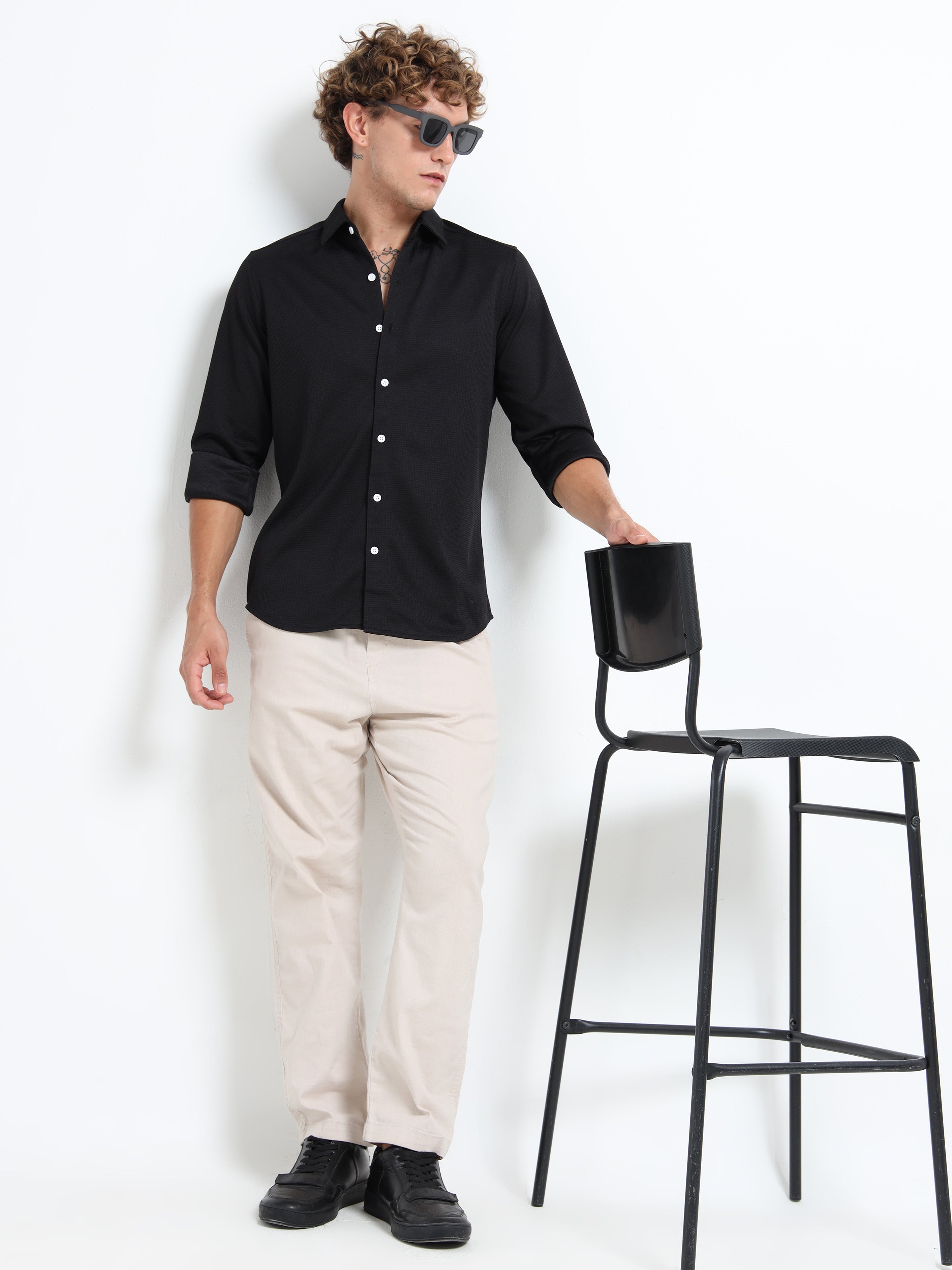 Men’s Black Textured Micro-Pattern Shirt