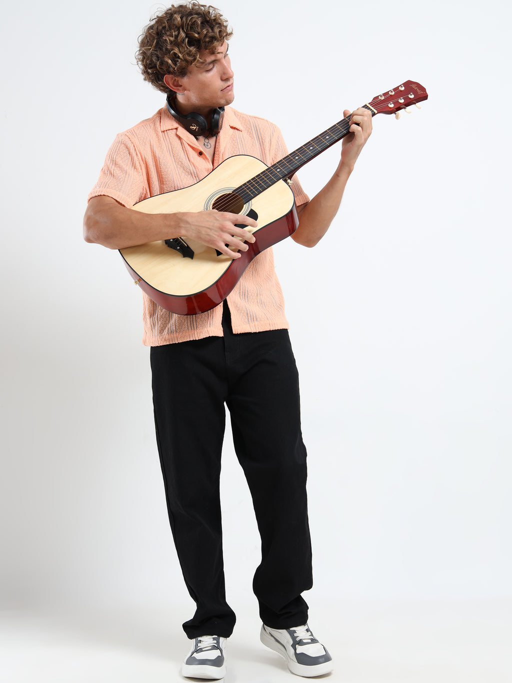 Men's Textured Cuban Collar Casual Peach Shirt