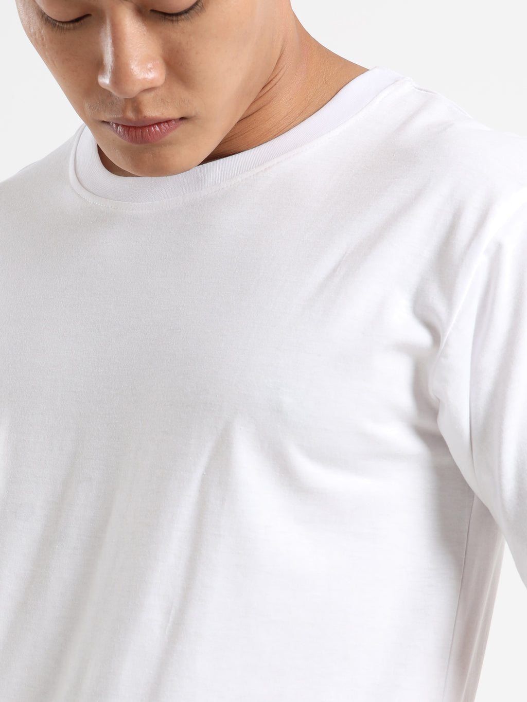 Men's White One Piece Luffy Character Graphic T-Shirt