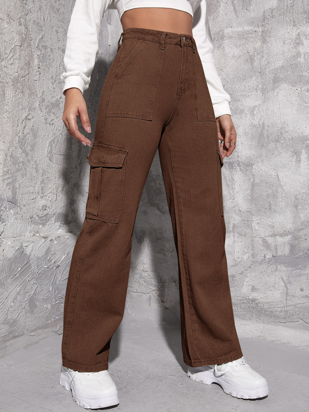 Women Straight Fit Mid-Rise Cargo Brown Jeans