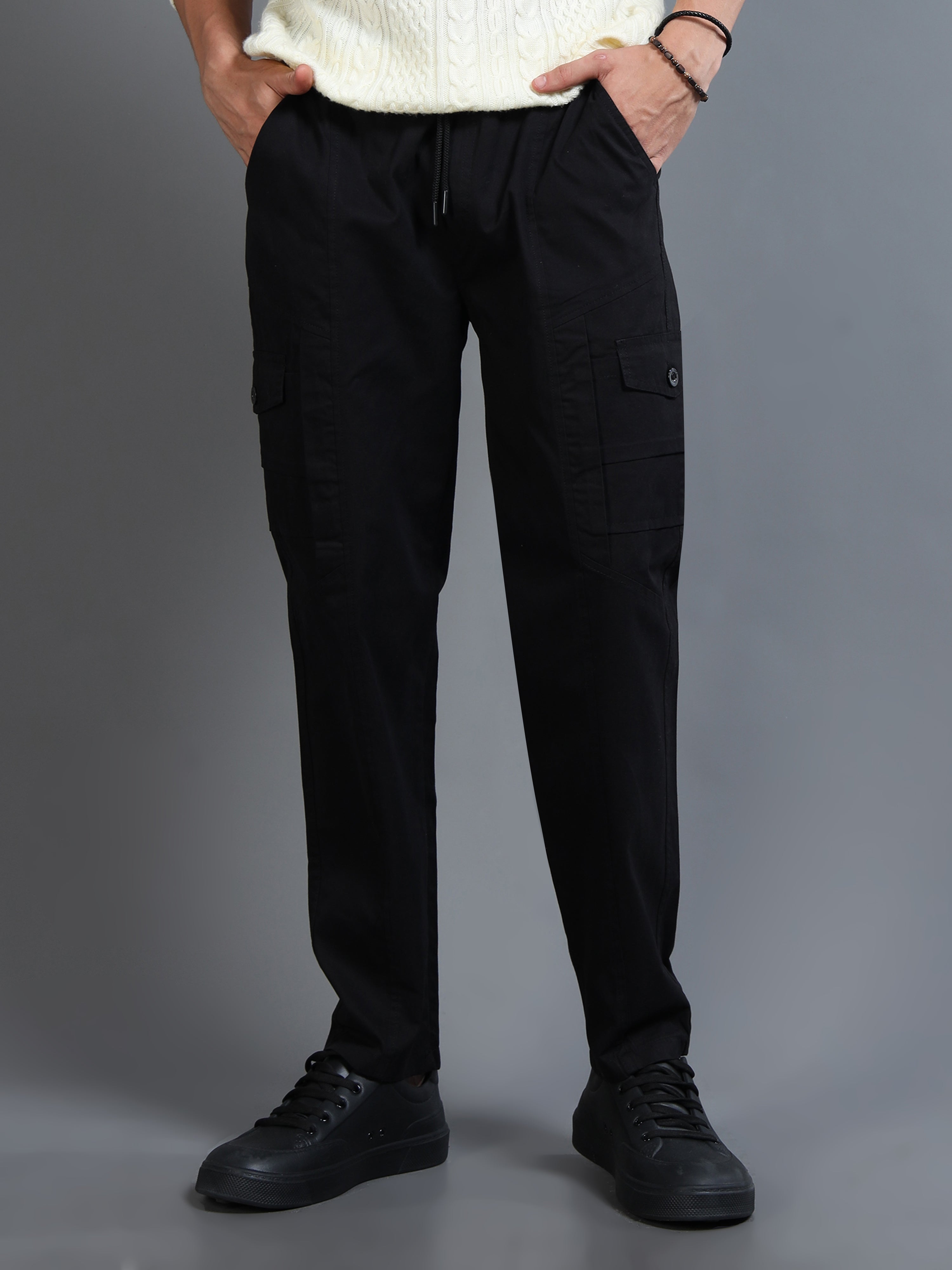 Men Slim Fit Black Cargo Trousers