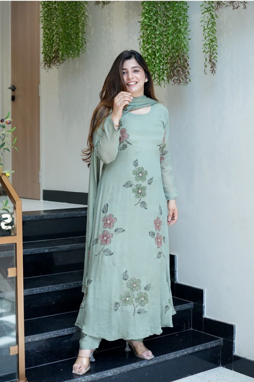 Mint Green Floral Printed Regular Kurta With Churidar & Dupatta