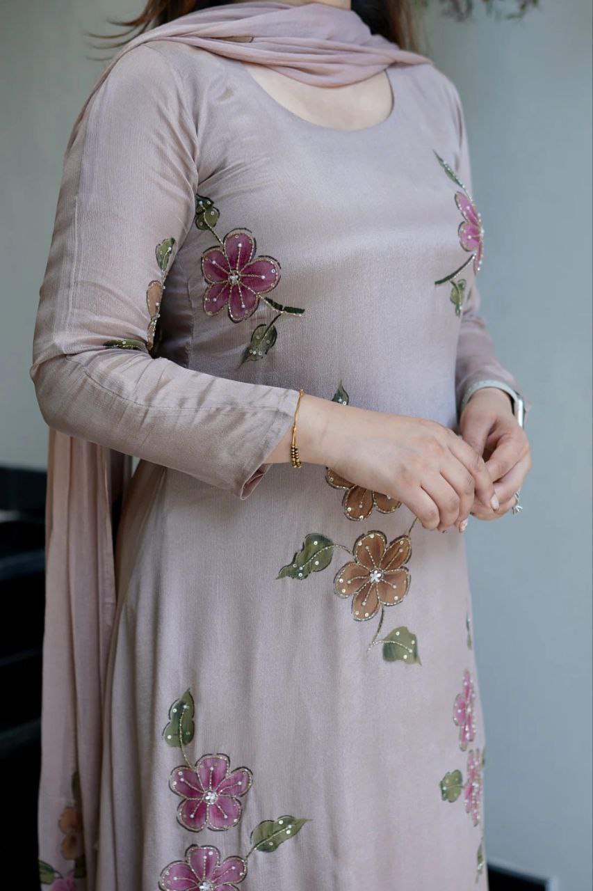 Floral Printed Regular Kurta With Churidar & Dupatta