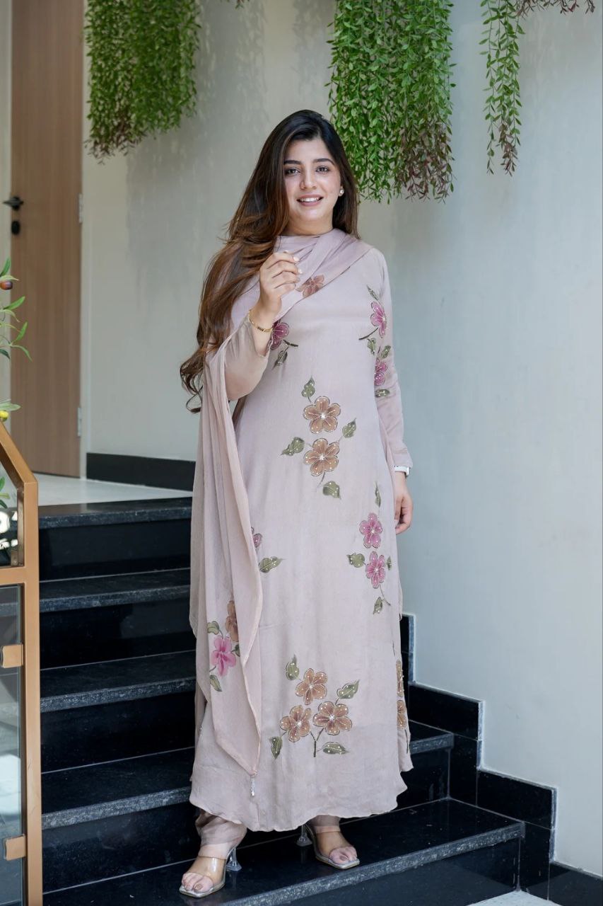 Floral Printed Regular Kurta With Churidar & Dupatta