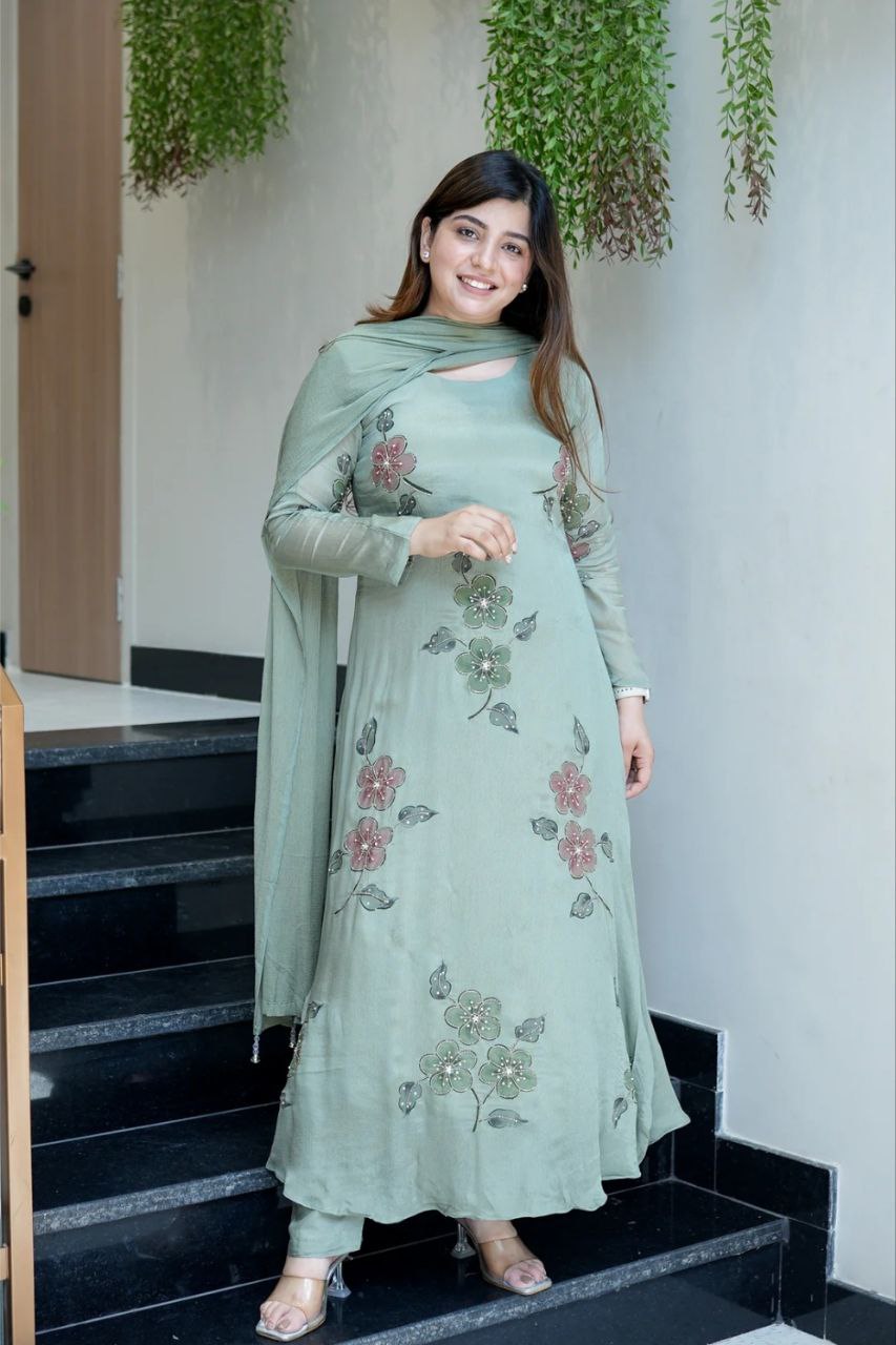 Mint Green Floral Printed Regular Kurta With Churidar & Dupatta