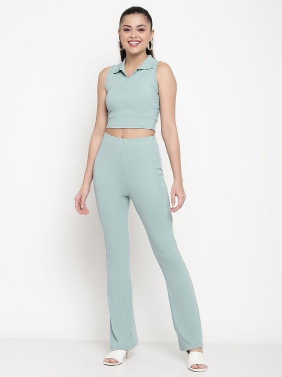 Women Sky Blue Ribbed Sleeveless Collared Crop Top