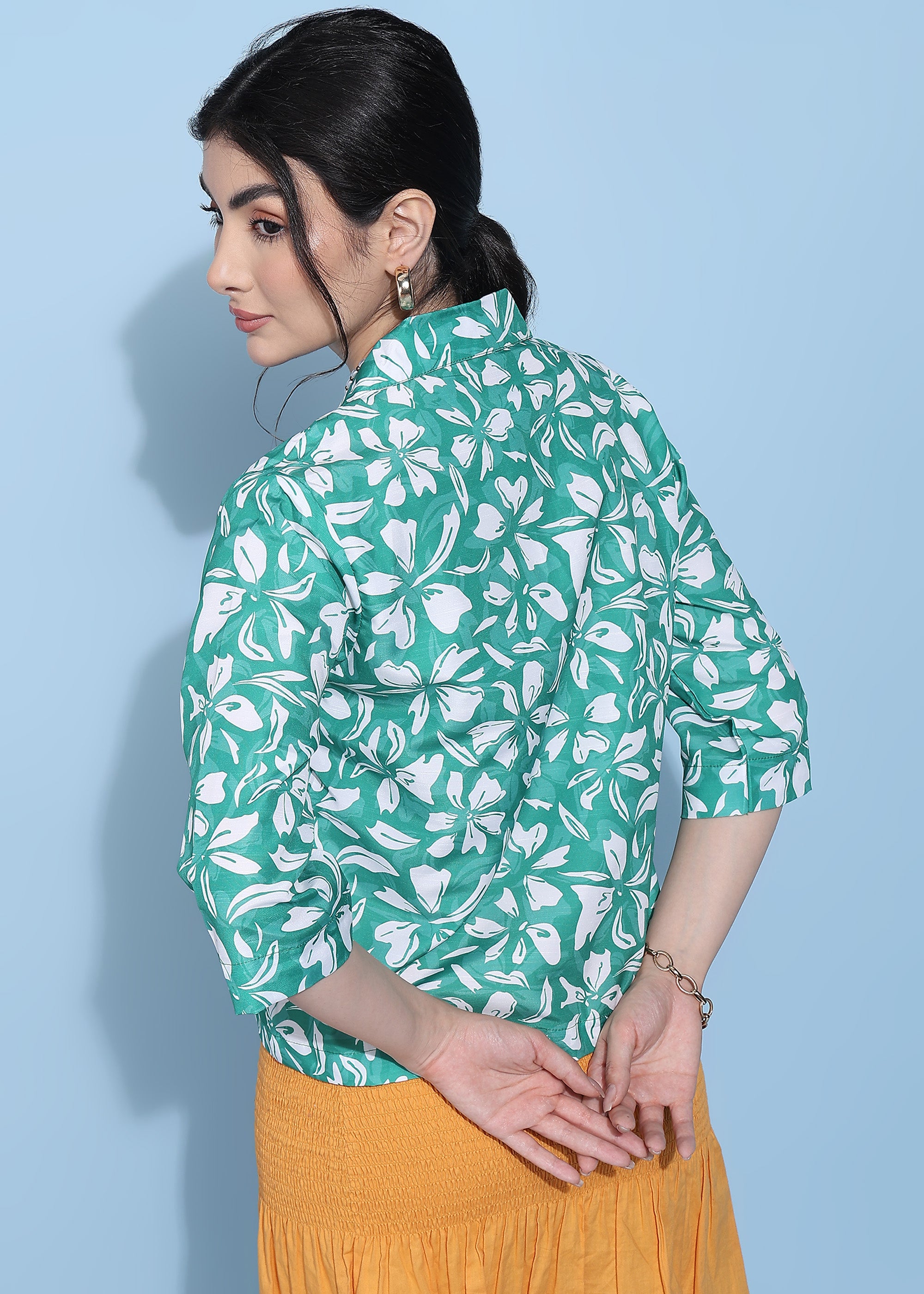 Women Green Floral Printed Half Sleeve Shirt Top