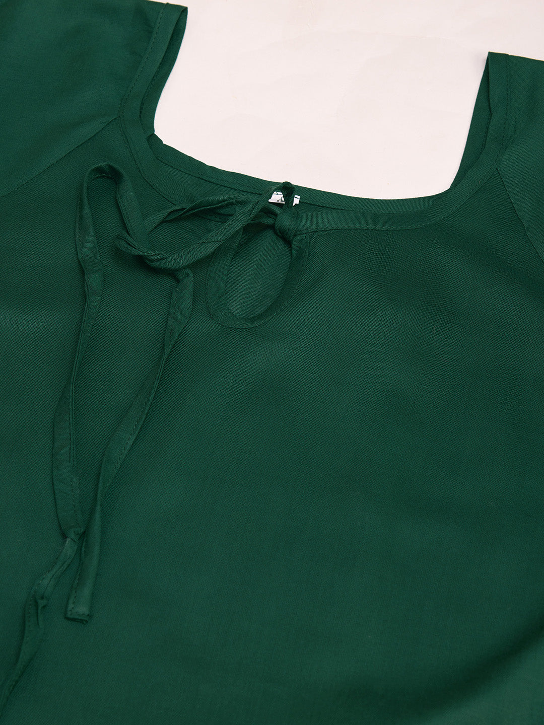 Women Green Keyhole Neck Bell Short Sleeve Solid Top