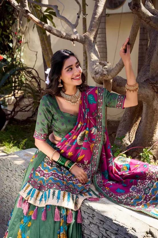 Green & Magenta Kalamkari Chaniya Choli by MG Trendz