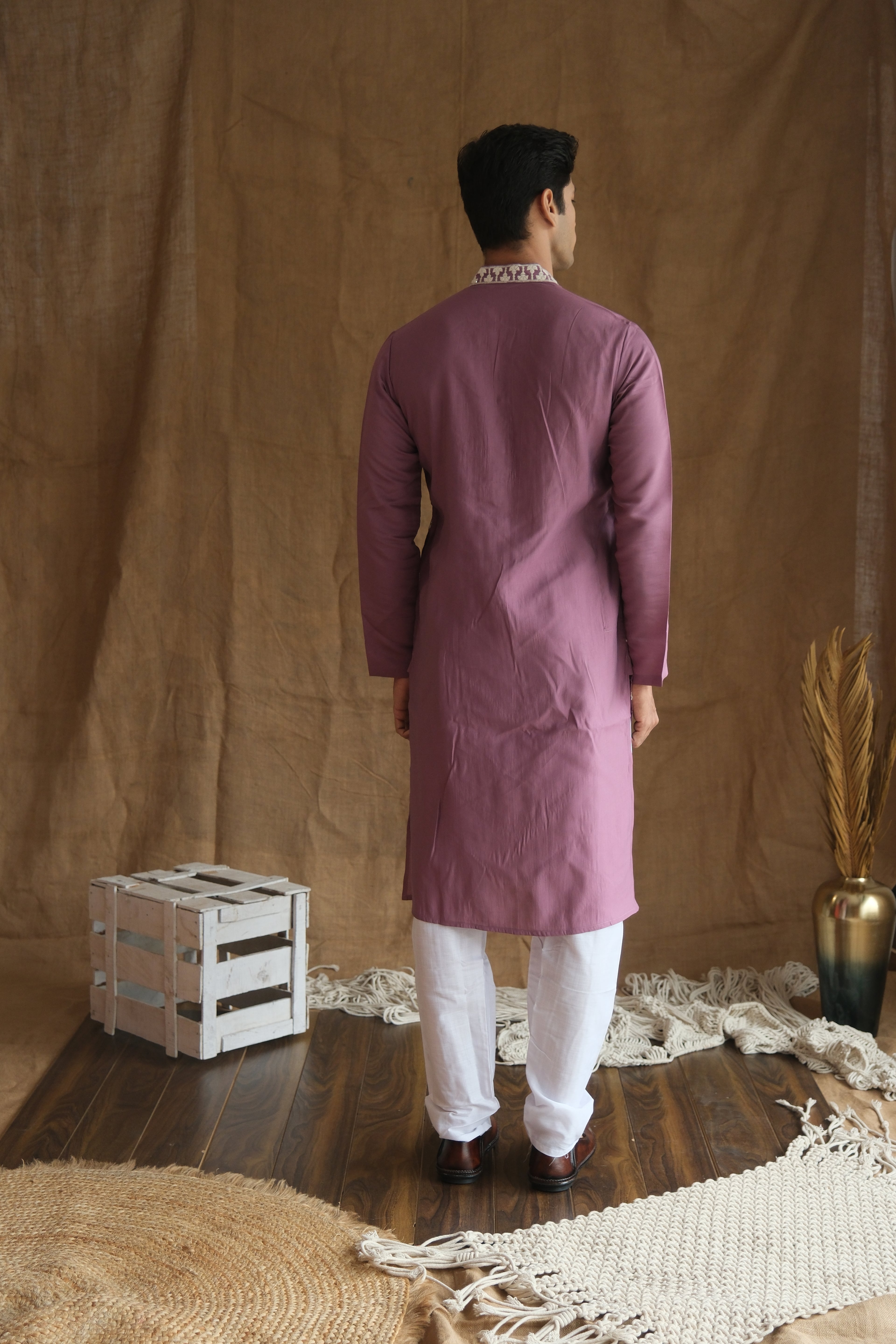 Men's Lavender Leheriya Embroidered Sequined Cotton Silk Kurta