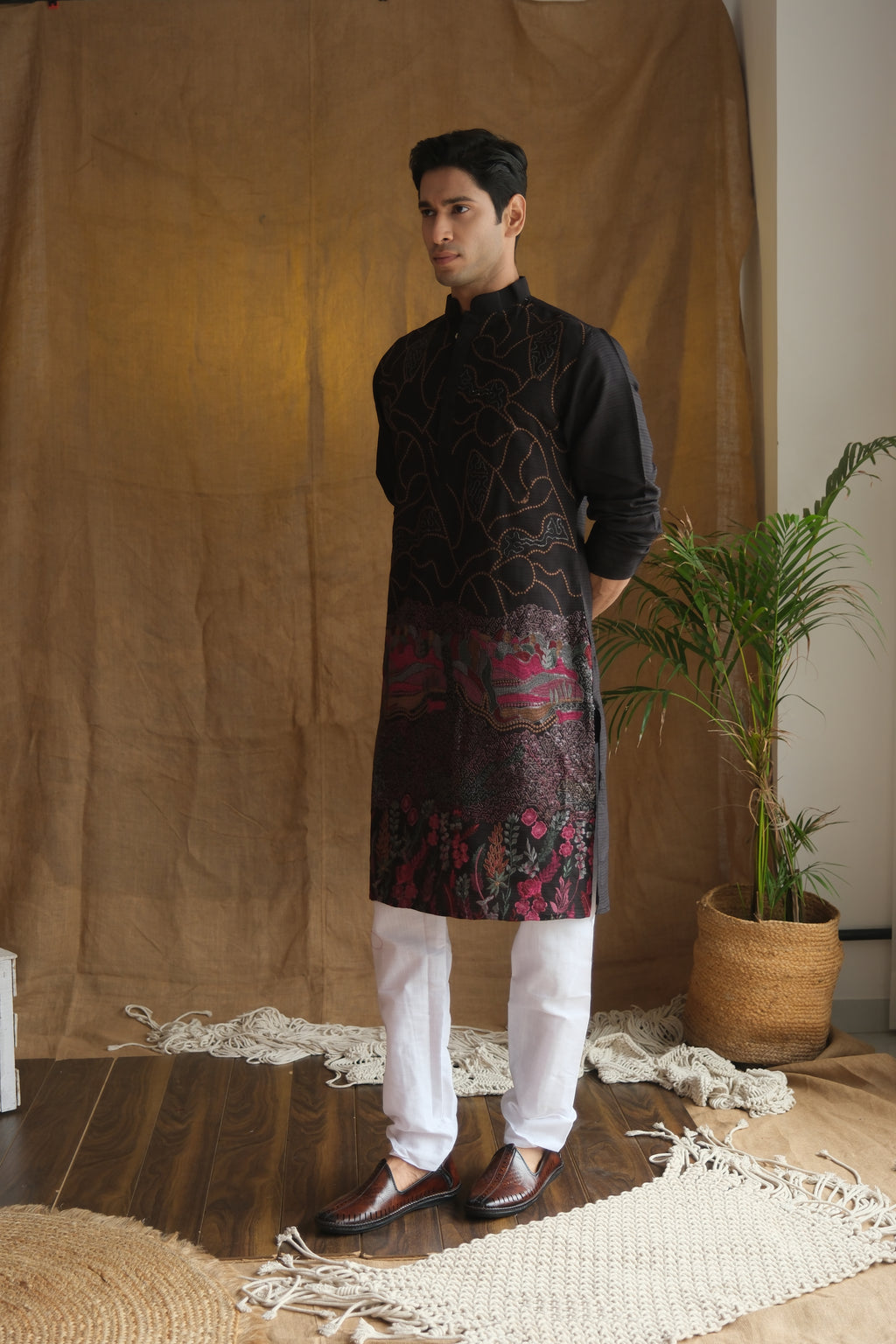 Men's Black Geometric Printed Sequinned Cotton Kurta