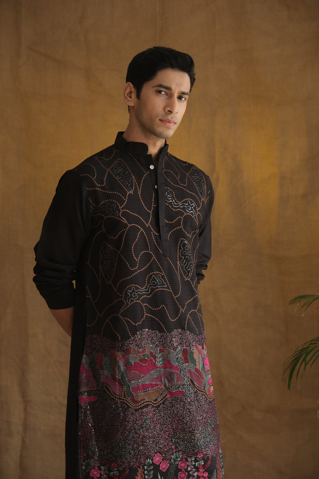 Men's Black Geometric Printed Sequinned Cotton Kurta