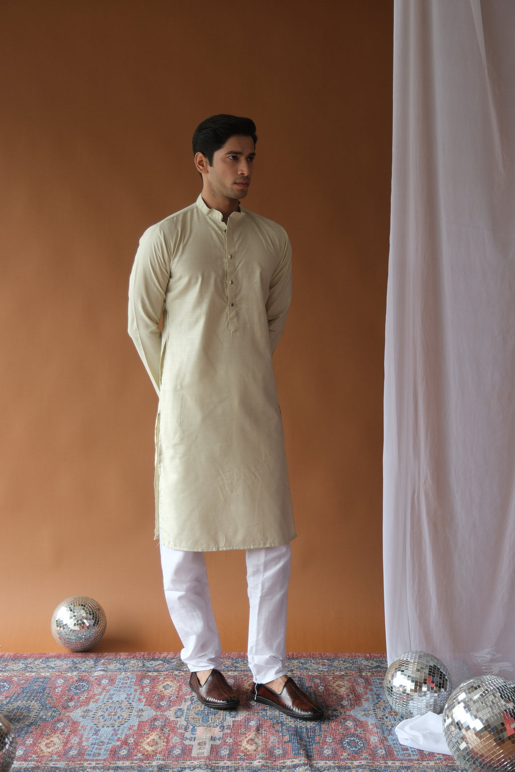Men's Pista Green Solid Festive Cotton Straight Kurta